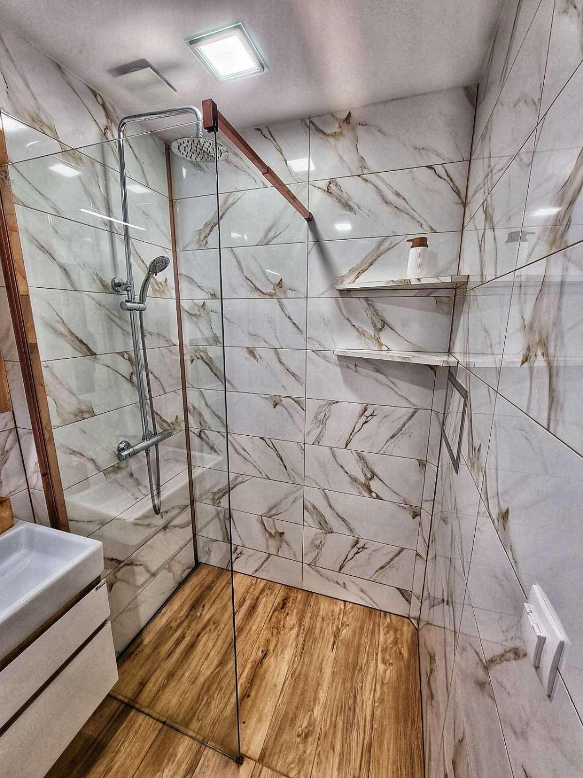 Sea Light Apartment Бургас Екстериор снимка